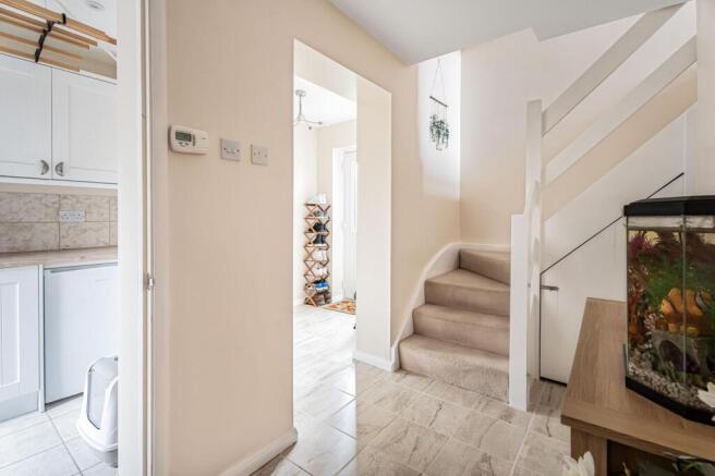 April Rise, 2 Long Row Close