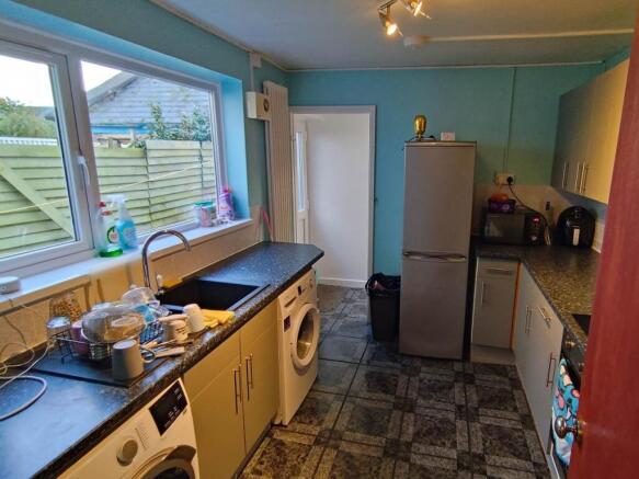 Kitchen (1)