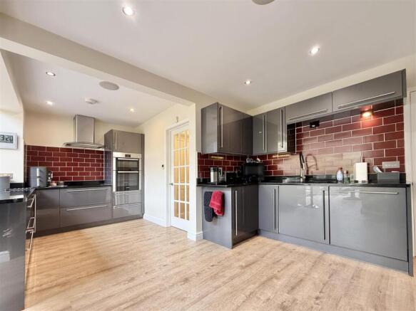Kitchen.jpeg