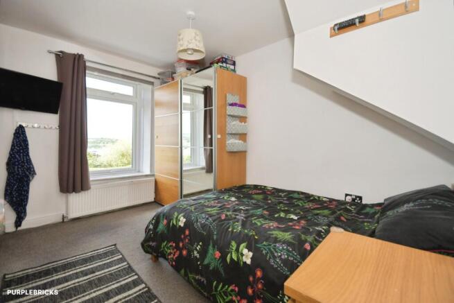 3 bed Terraced for sale Image 9