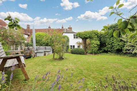 High Street, Droxford, Hampshire, SO32 3PA