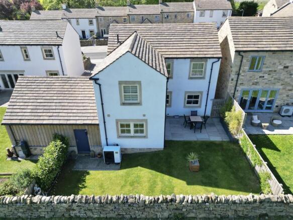 3 bed Detached for sale Image 10
