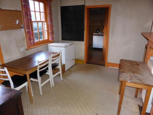 BREAKFAST ROOM
