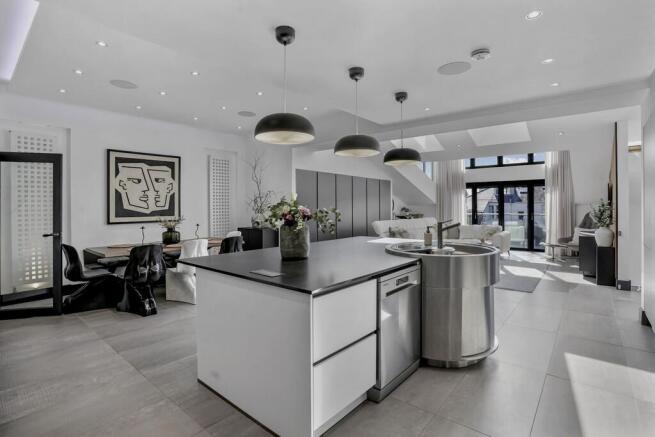 88 Mossgiel Road ...