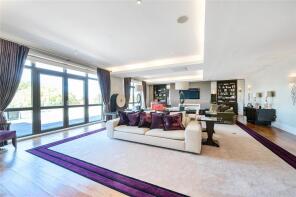 Flat 6, 44 Allingham Court, The Bishops Avenue, East Finchley, London N2 0BA