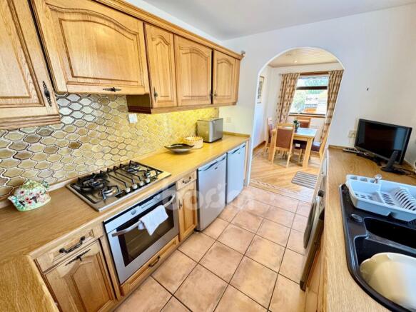 Carswell Court, Dalry kitchen pic