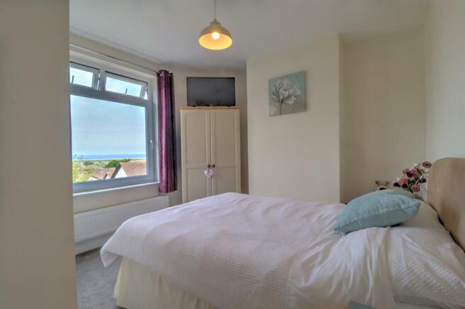 Bedroom 1 .1.jpg