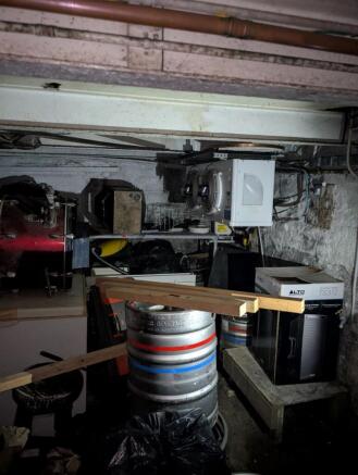 3 bed Terraced for sale Image 8
