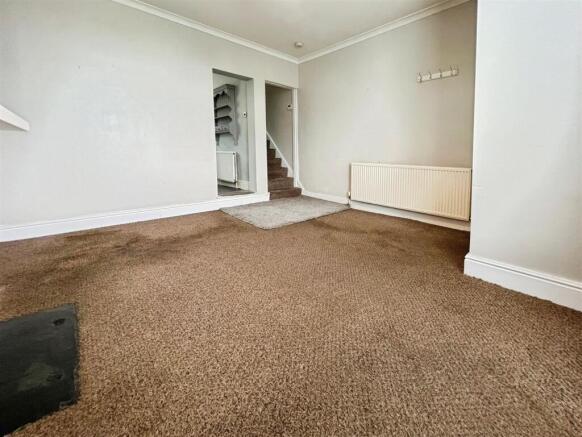 Peel Park Drive, Bradford, BD2 4PS photo 5