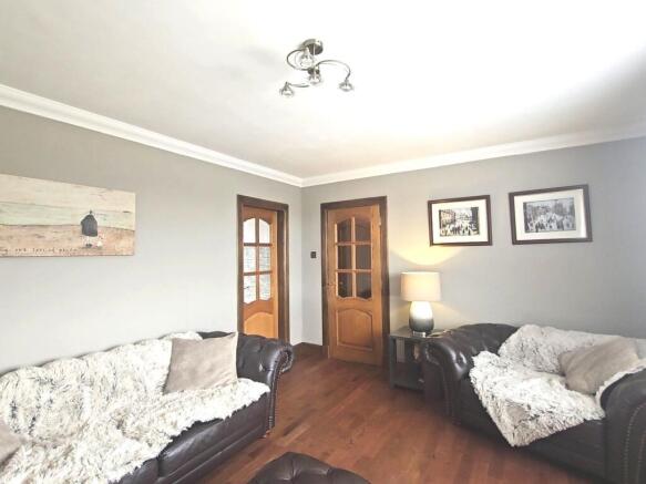 32 Hillside Street, Stevenston, KA20 3JA photo 5