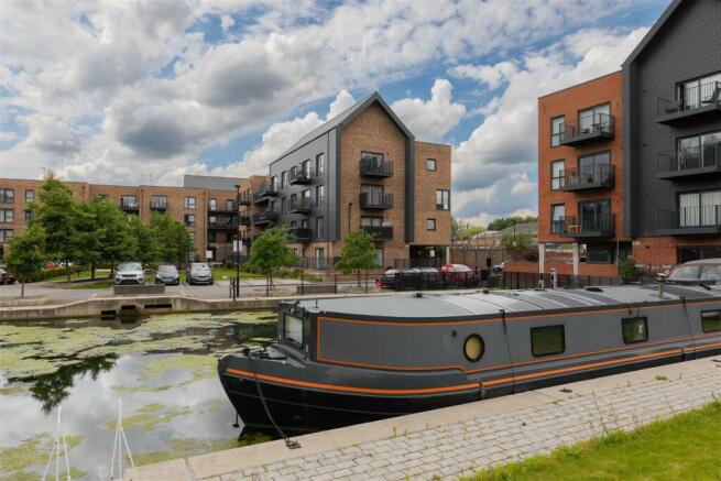 Marina Court