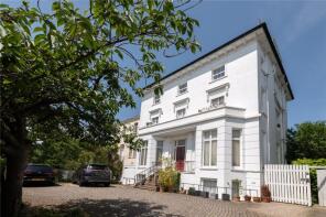 Flat A, 12, Millfield Lane, London N6 6JD