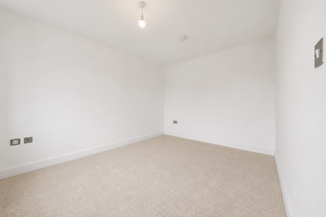 4 bed Detached for sale Image 6