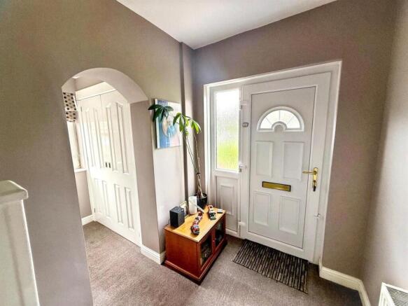 3 bed Semi-Detached for sale Image 12