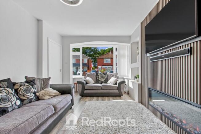 2 bed Semi-Detached for sale Image 2