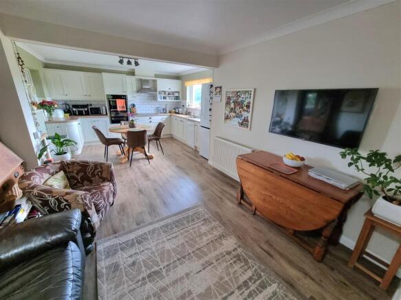 Kitchen & dining.jpg