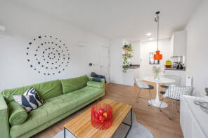 Flat 14, 22, Mountearl Gardens, London SW16 2PA