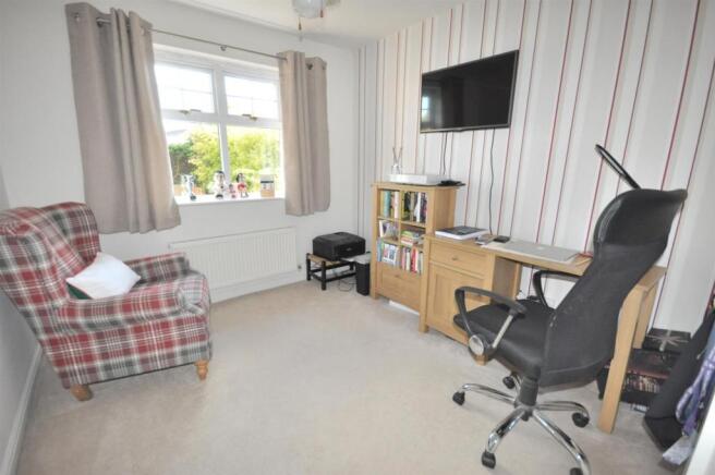 BEDROOM 3