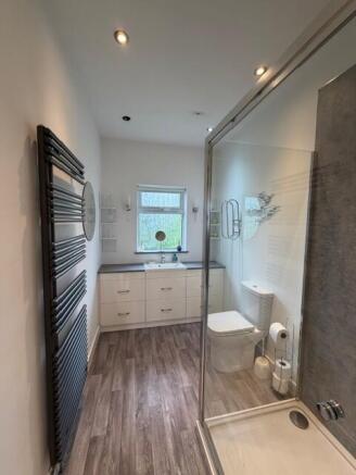 3 bed Detached Bungalow for sale Image 8