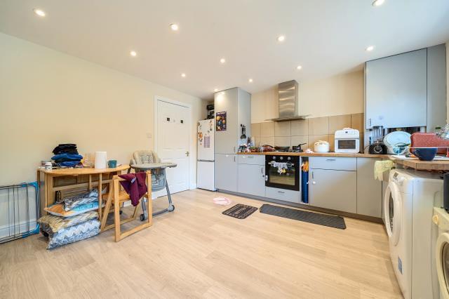 Kitchen/Reception Ro