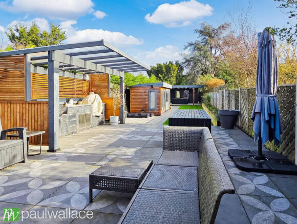 110' Rear Garden