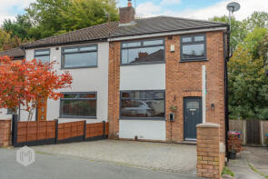 21, Ringlow Park Road, Manchester M27 0HA