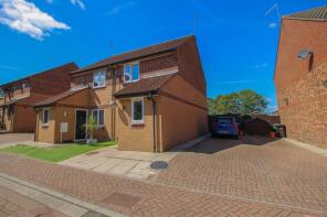 7, Winter Folly, Laindon, Basildon SS15 5GL