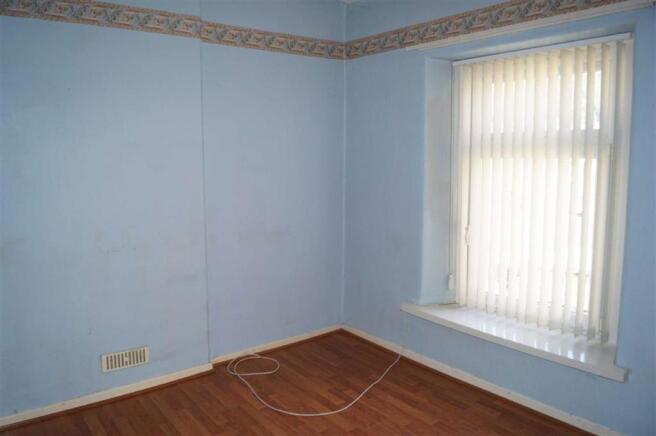 BEDROOM 2 (REAR)