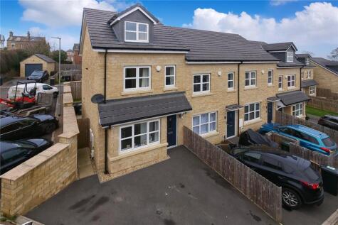 Hutton Hall Drive, Bradford, West Yorkshire, BD2