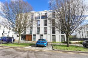 Flat 18, 5 Blackburn House, Hornchurch Road, Uxbridge UB10 0YH