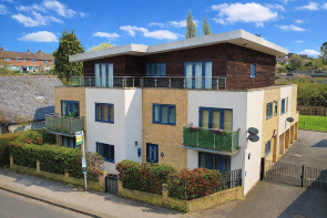 3, Wellington Court, St Albans Hill, Hemel Hempstead HP3 9NQ
