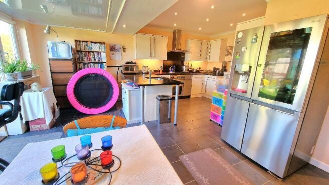 Open Plan Kitchen + Dining Room