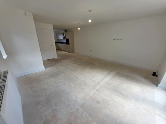 3 bed Semi-Detached for sale Image 7
