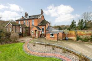 Applethwaite, Gustard Wood, St. Albans AL4 8LA