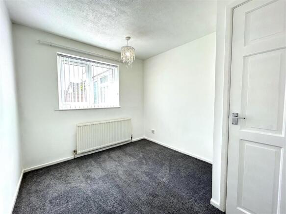 2 bed Semi-Detached Bungalow for sale Image 8