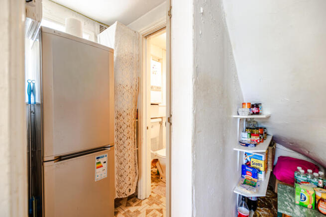 3 bed Semi-Detached for sale Image 9