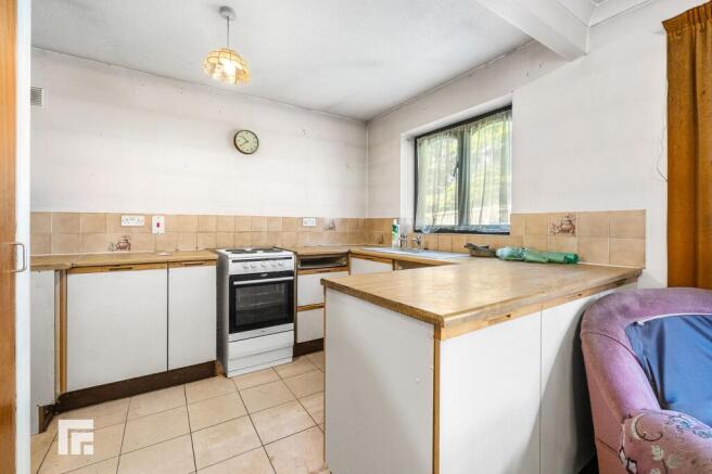Glan-Y-Ffordd, Taffs Well, CF15 photo 4