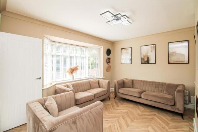 2 bed Semi-Detached for sale Image 5