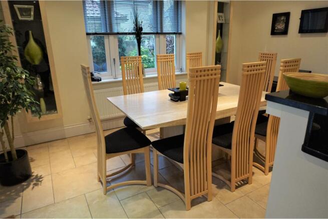 Kitchen / Diner