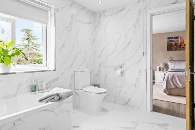 Ensuite bathroom