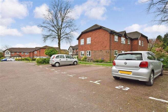 Driveway/Parking