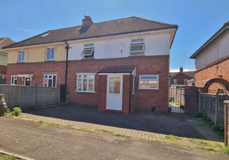 Cross Way, Havant