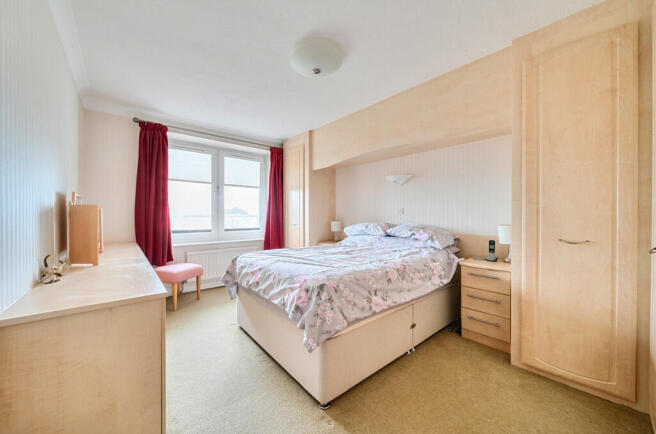 1423335-11-69aff7...