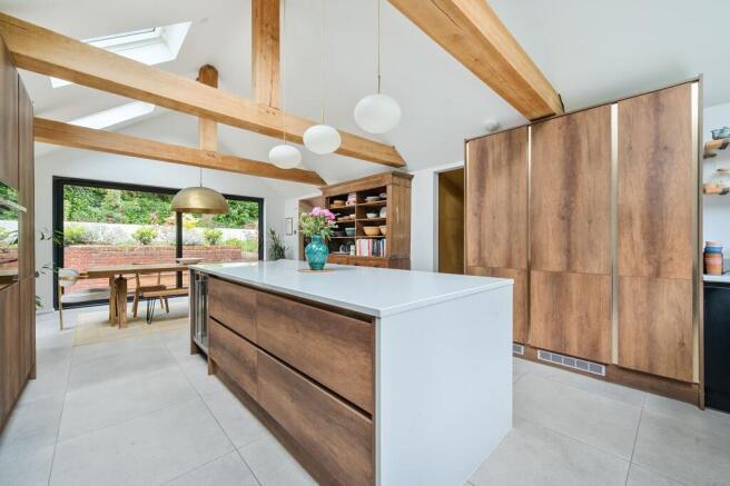 Kitchen/ Dining Room