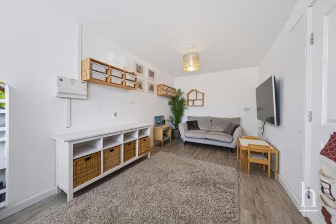 Archway Close, Prenton CH42 photo 4