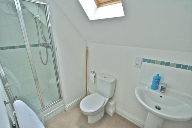 En suite shower
