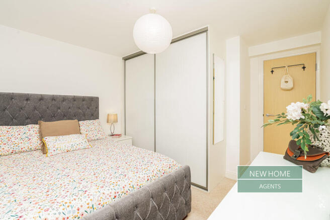 2 bed Flat for sale Image 10
