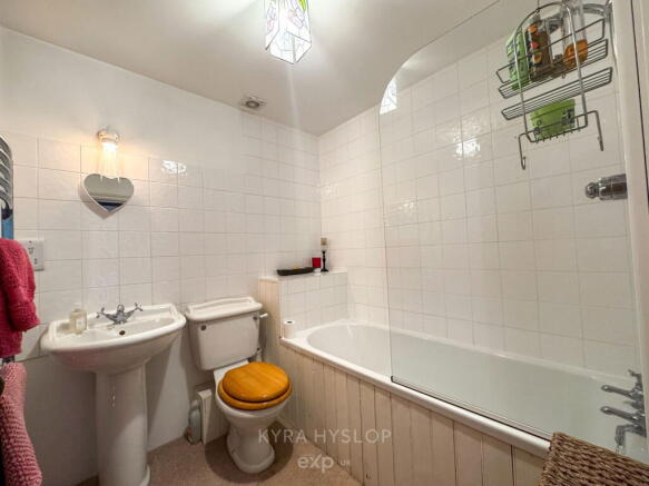 Photo 25
