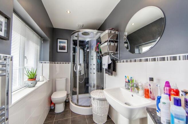 Master En-suite