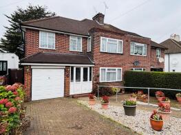 37, Fernside Avenue, Mill Hill, London NW7 3AX